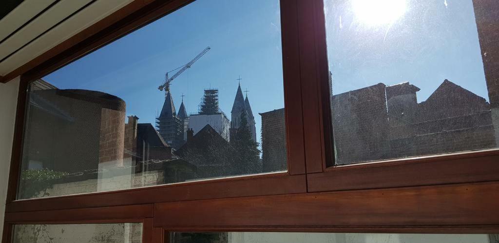 Appart-Hotel Grand Place Tournai Bagian luar foto
